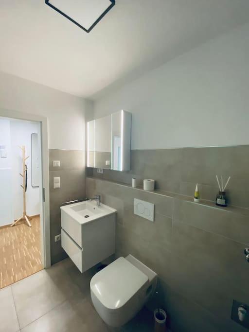 Doreyhome P5 - Zentrale Apartment Fuer 5 Pers Nahe Der Altstadt - Parkplatz - Wlan Πασάου Εξωτερικό φωτογραφία